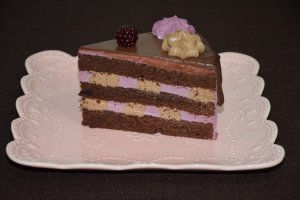 Desert tort sah cu ciocolata, mure și mascarpone