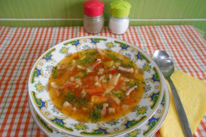 Supa de legume, cu sunca taraneasca afumata