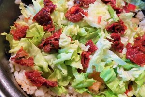 Salata italiana de ton si orez