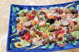 Salata italiana de ton si orez