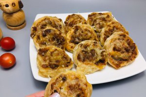 Melcisori aperitiv cu carne tocata