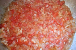 Tocanita de ardei capia copti, cu smantana si mamaliguta