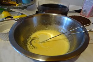 Desert tort entremet cu gem de zmeura
