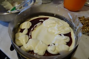 Desert tort entremet cu gem de zmeura