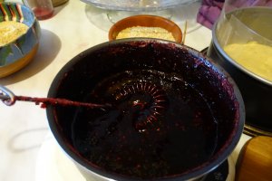 Desert tort entremet cu lamaie si mure