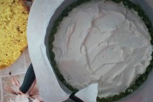 Desert tort cu struguri