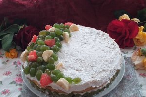 Desert tort cu struguri