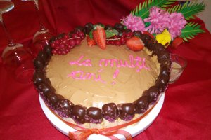 Desert tort cu mousse de portocale si spuma de ciocolata