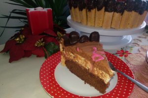 Desert tort cu mousse de portocale si spuma de ciocolata
