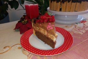 Desert tort cu mousse de portocale si spuma de ciocolata