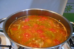 Ciorba de fasole verde, cu afumaturi