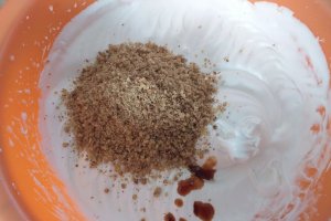 Desert prajitura cu nuca si cafea