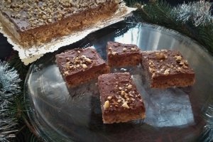 Desert prajitura cu nuca si cafea