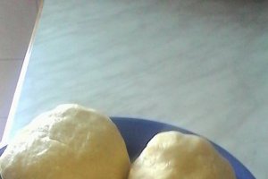 Desert prajitura cu crema fina de nuca