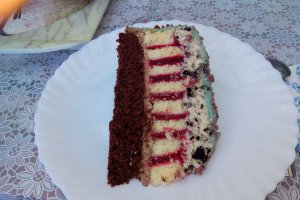 Desert tort spirala cu jeleu de zmeura si oreo