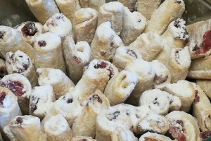 Desert fursecuri cu gem de zmeura