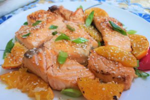Somon cu mandarine in stil asiatic
