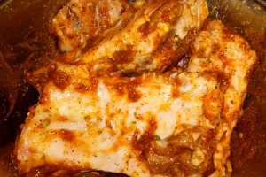 Coaste de porc in sos iute-dulceag-acrisor
