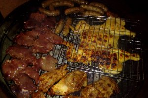 Coaste de porc in sos iute-dulceag-acrisor