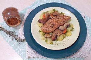 Piept de pui umplut cu mozzarella, cu garnitura de sote