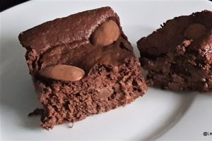 Desert prajitura cu dovleac si ciocolata (fara gluten, low carb)