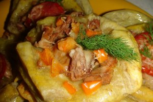 Mini pizza cu ton pe aluat de foeitaj