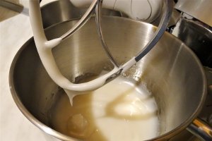 Fondant cu sirop de glucoza