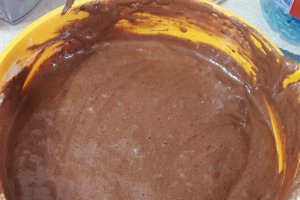 Desert tort cu zmeura, ciocolata si mascarpone