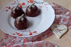 Desert domuri cu cafea, ciocolata si trufa crocanta