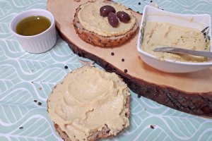 Hummus