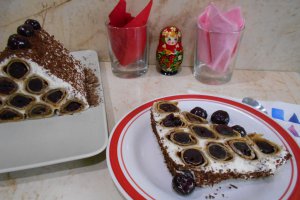 Desert Cusma lui Guguta, din clatite si frisca