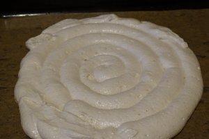 Desert tort cu mousse de banane