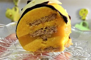 Desert tort cu mousse de piersici