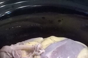 Supa de fazan cu taitei de casa