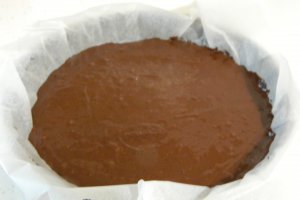 Desert tort cu cafea, nuci si ciocolata