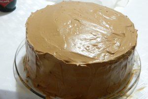 Desert tort cu cafea, nuci si ciocolata