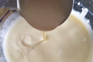 Desert crema engleza cu lapte de cocos