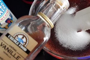Desert mini checuri rapide cu ciocolata (reteta fara gluten, low carb)