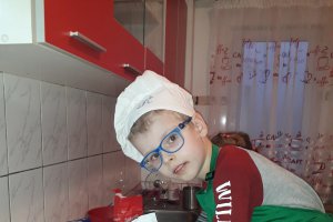 Desert briose cu unt si ciocolata