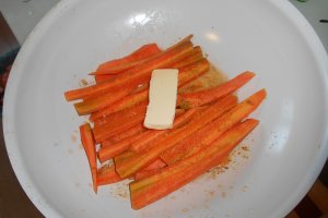 Morcovi caramelizati