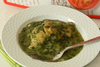Reteta simpla si usor de preparat de Mancare de spanac cu carne de pui