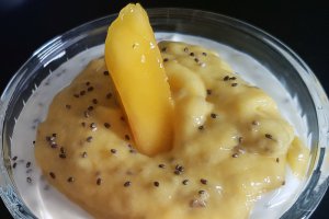 Unt din mango cu seminte de chia (fara zahar adaugat)