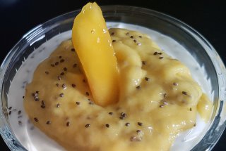 Unt din mango cu seminte de chia (fara zahar adaugat)