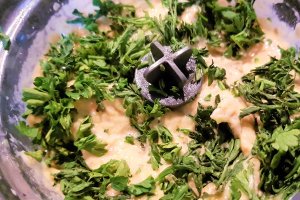 Salata de vinete cu praz, rosii si tahini