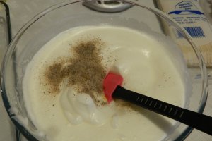 Desert placinta cu iaurt si caise
