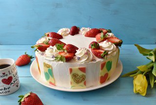 Desert tort cu crema de ciocolata si crema de fructe de padure cu indulcitor