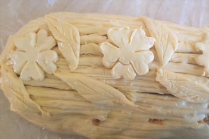 Beef Wellington cu galbiori de padure