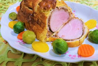 Beef Wellington cu galbiori de padure
