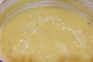 Supa crema de bob cu praz