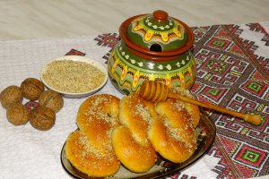 Desert mucenici moldovenesti cu fanta, de post
